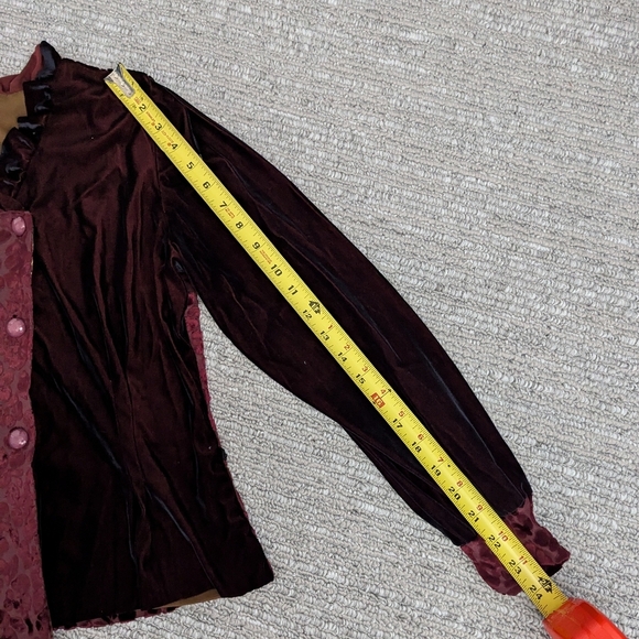 Striking Women's (Size Medium) Velvet V-Neck Blouse/Top - Picture 8 of 8